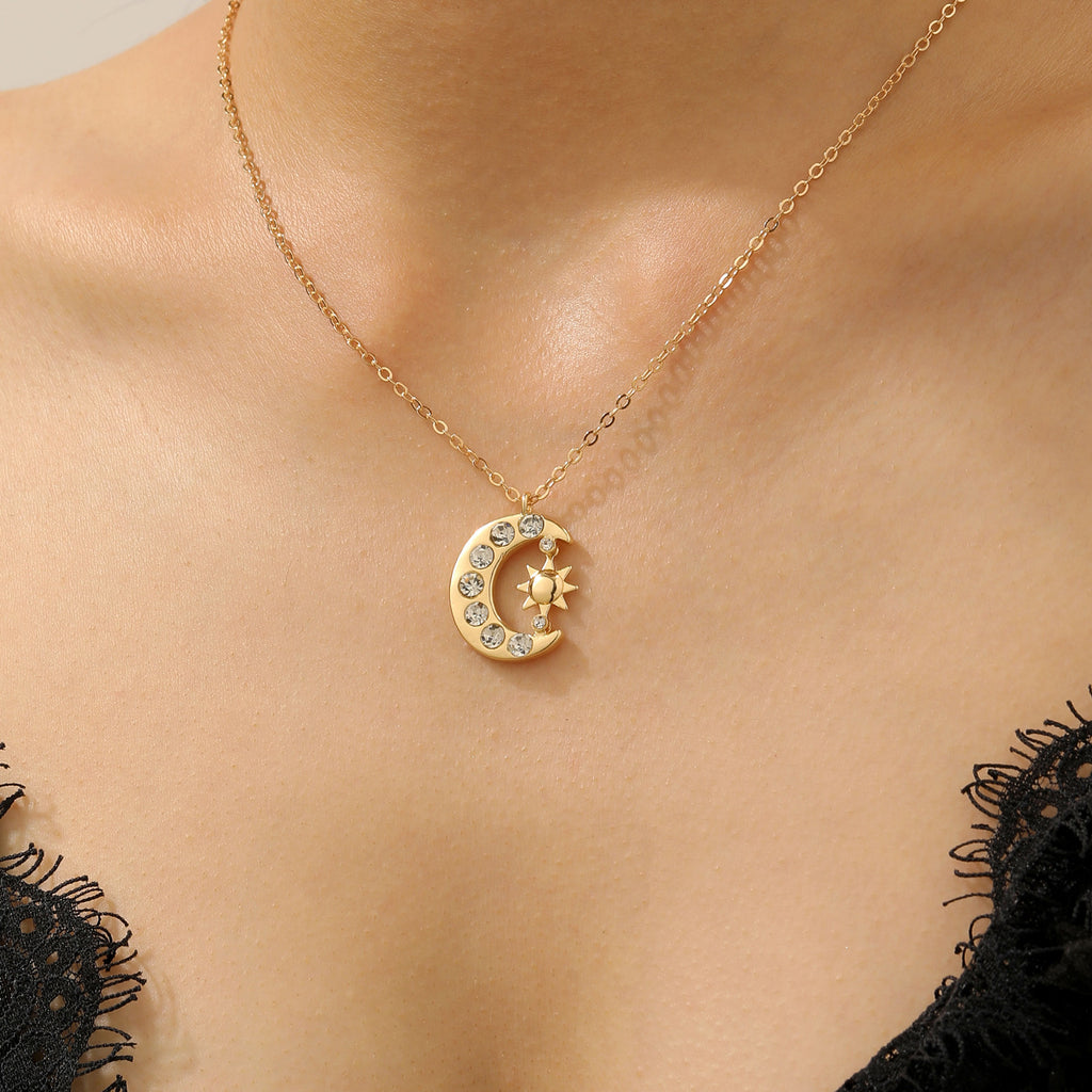 Fashion Moon And Sun Pendant Necklace And Earring Set