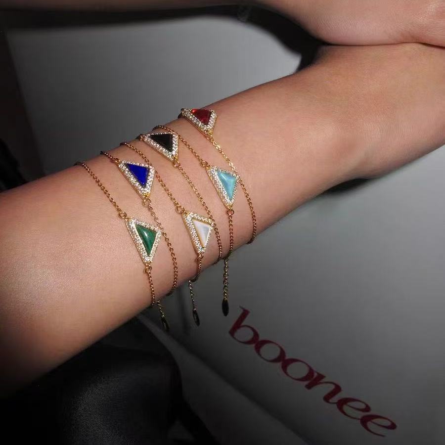Simple Elegant Versatile Necklace
