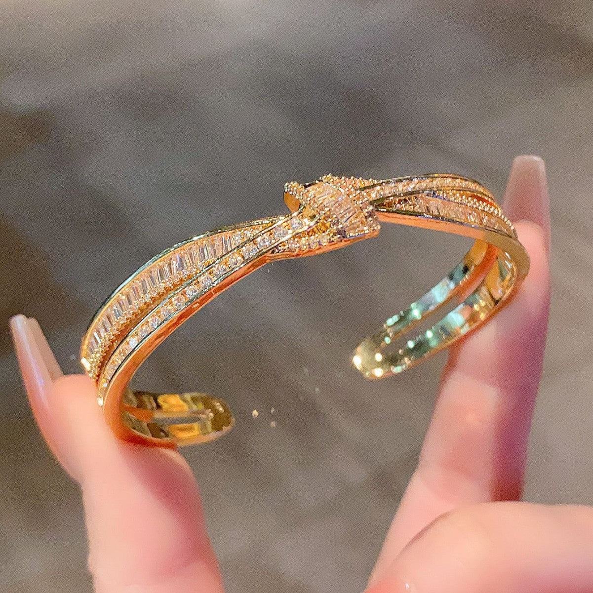 Affordable Luxury Diamond-studded All-matching Bestie Bracelet
