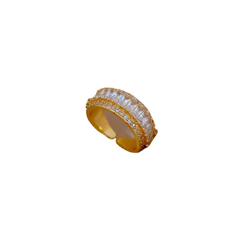 Simple Luxe Shimmering Clear Zircon Ring