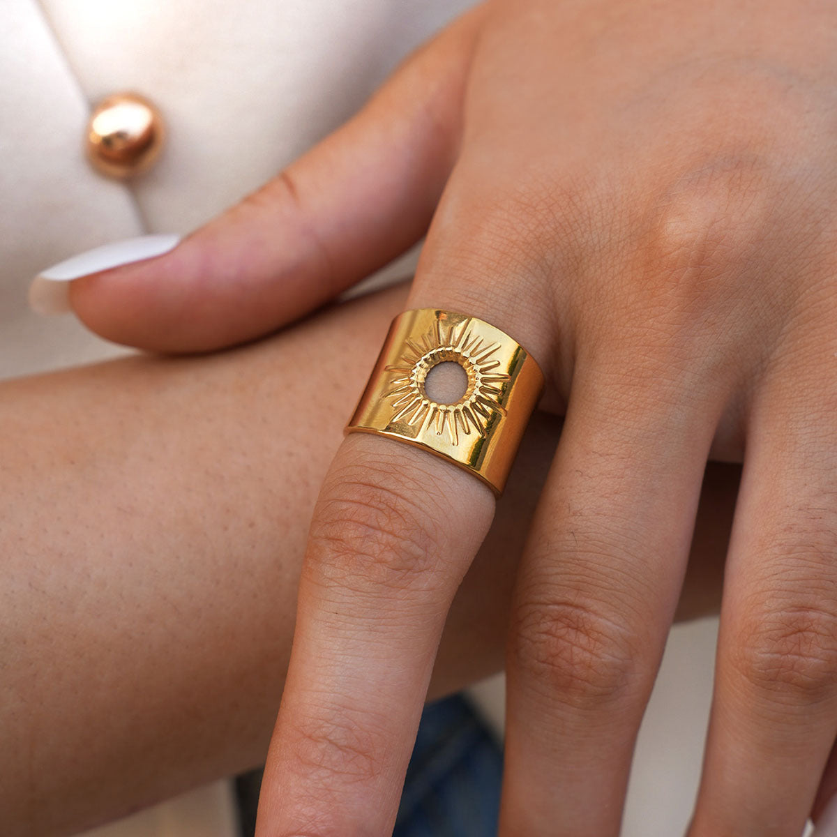 Retro Stainless Steel Hollow-Out Sun Ring