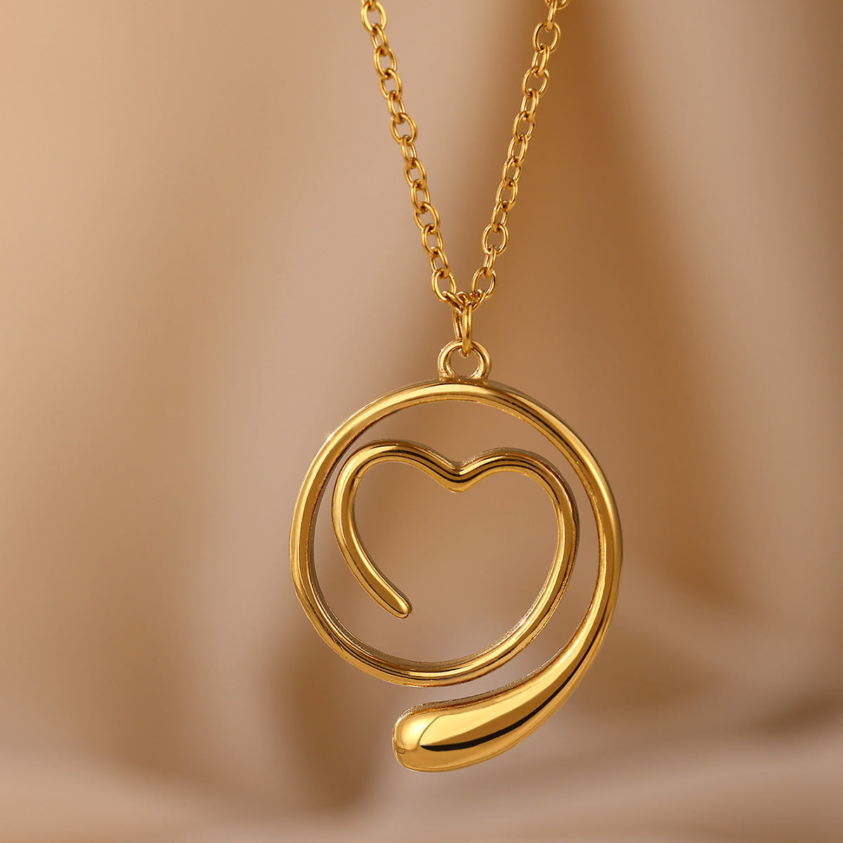 Geometric Heart-Shaped Droplet Minimalist Necklace