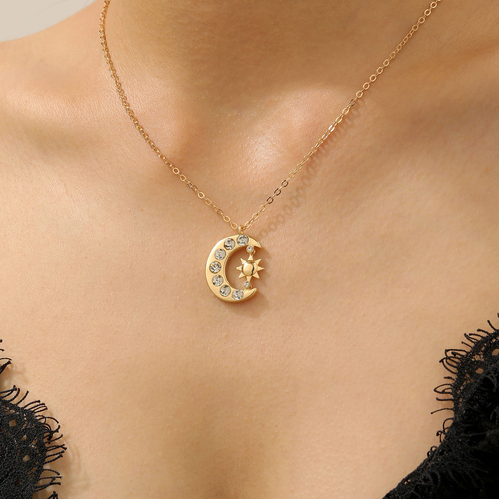 Fashion Moon And Sun Pendant Necklace And Earring Set