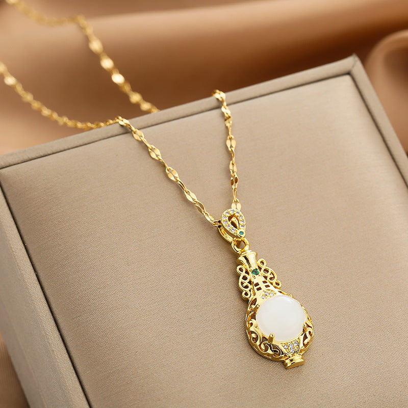 Gold Luxurious Diamond-studded Titanium Steel Necklace Women's Fashion