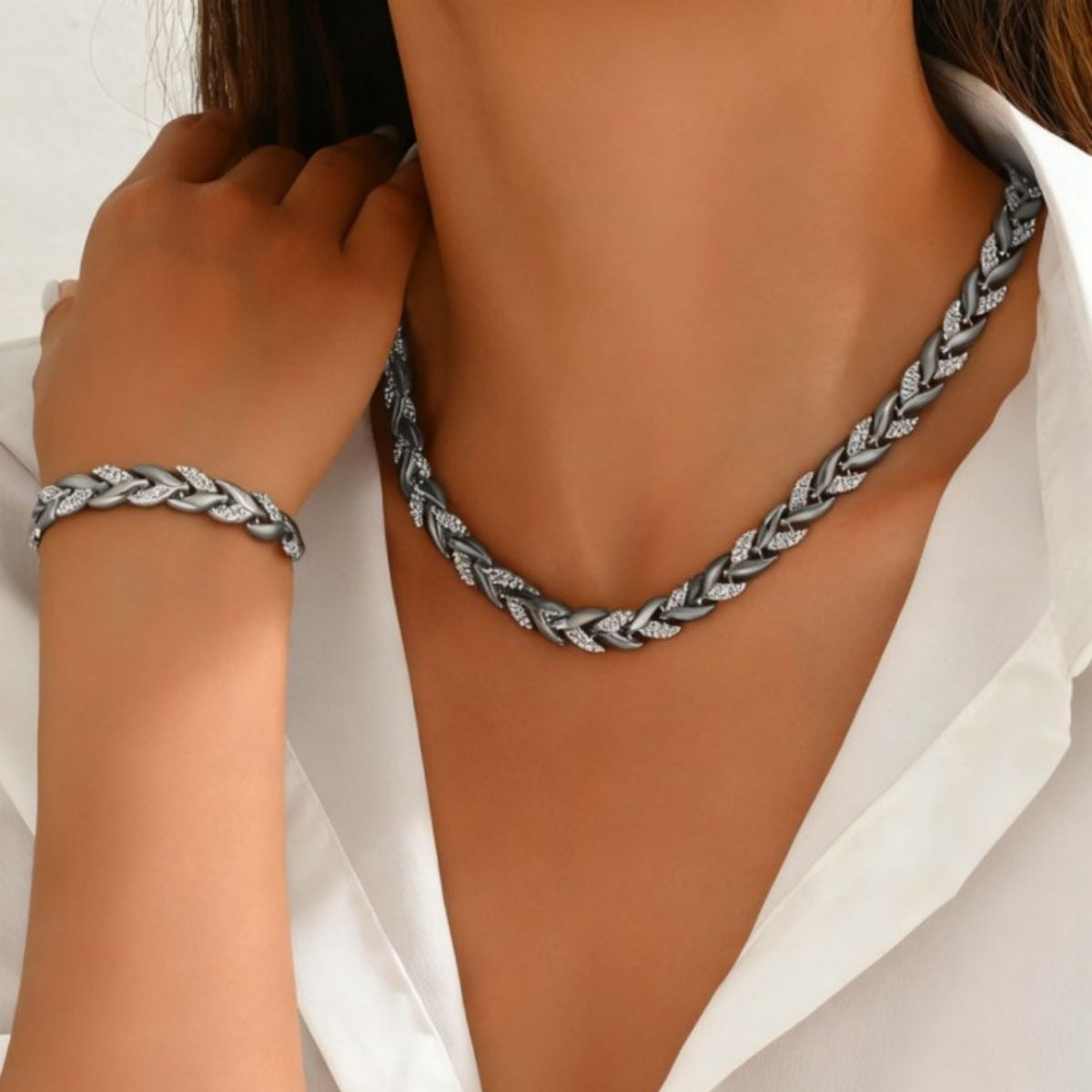 Diamond-encrusted Bracelet And Necklace Setluxury Lightweight