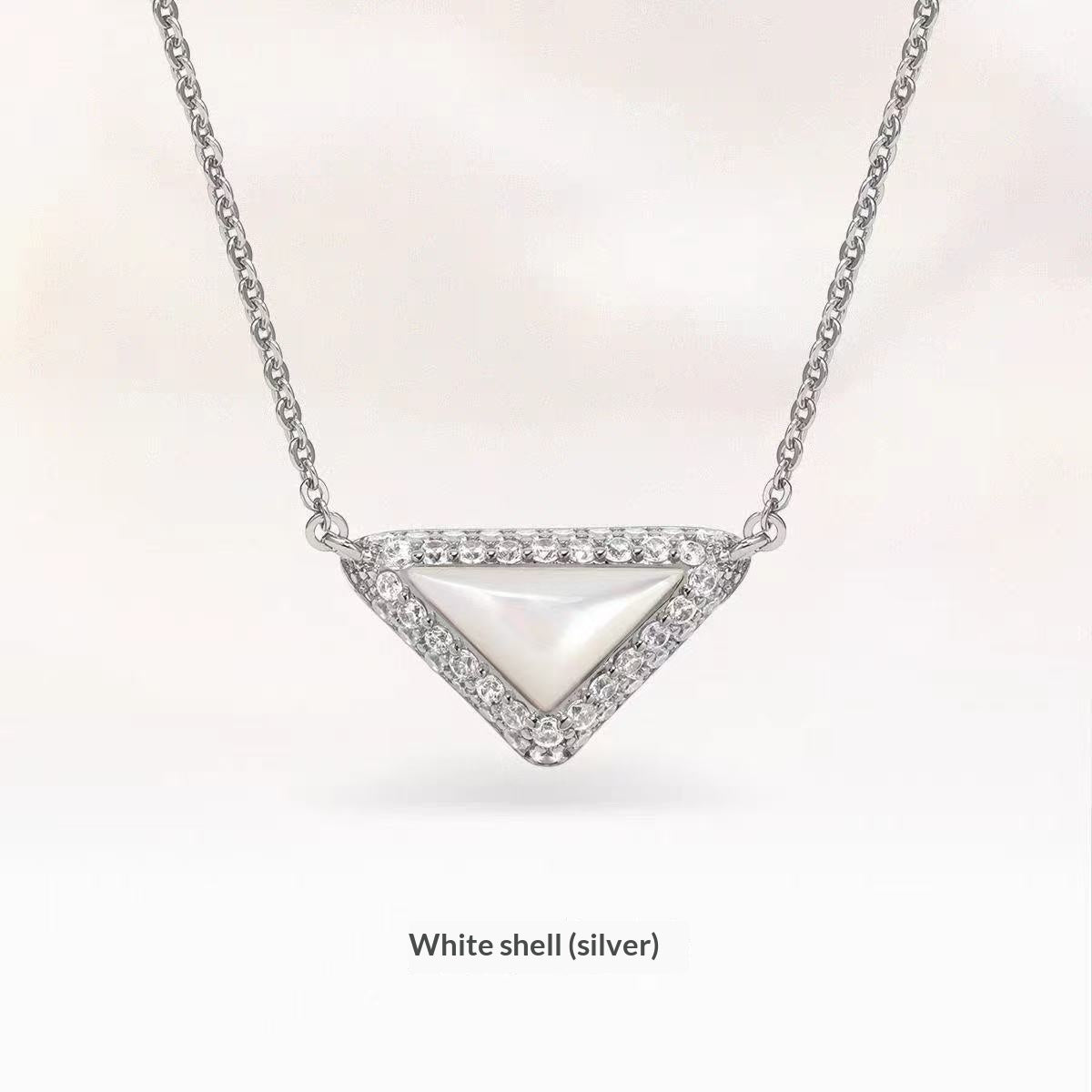 Simple Elegant Versatile Necklace