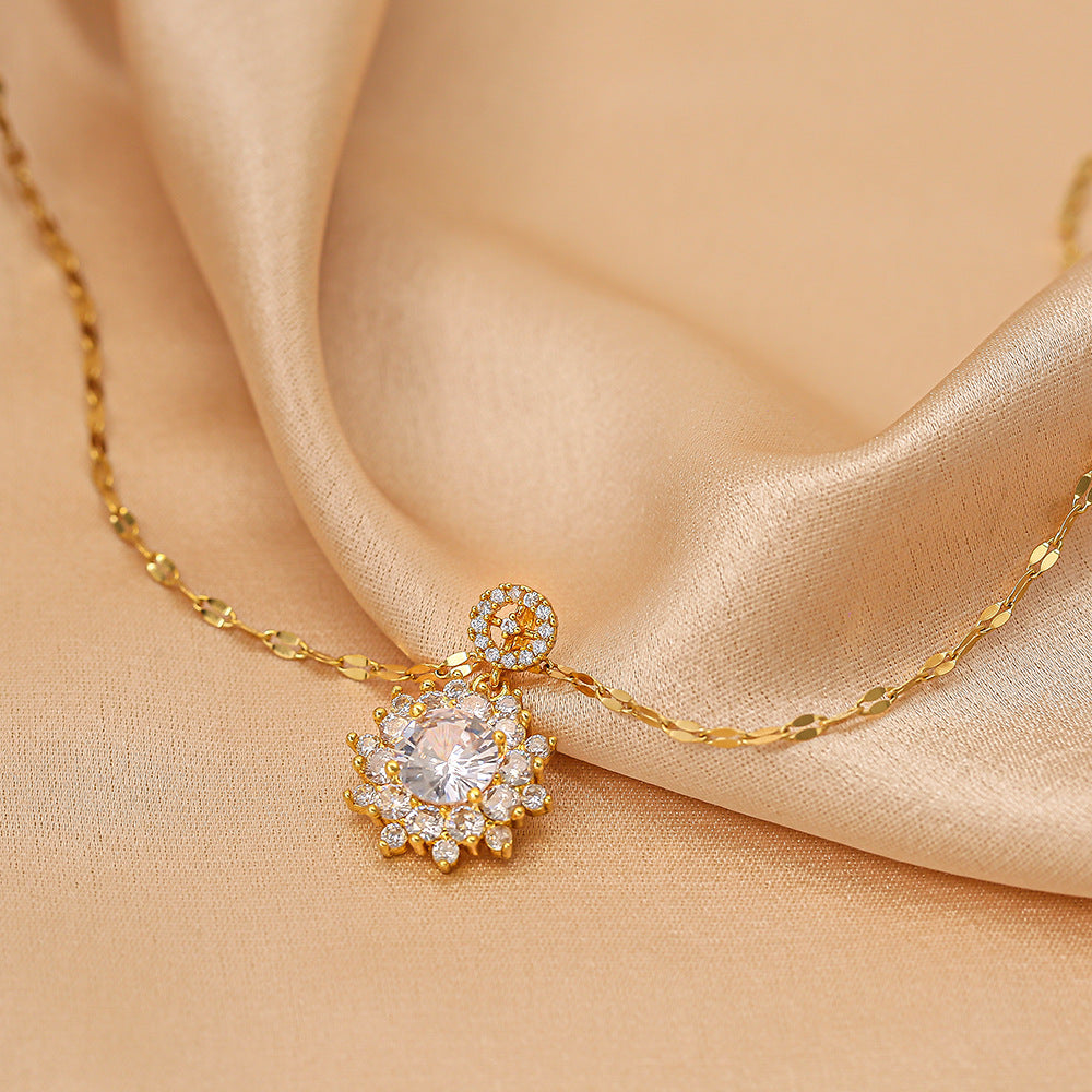 Gold Luxurious Diamond-studded Titanium Steel Necklace Women's Fashion