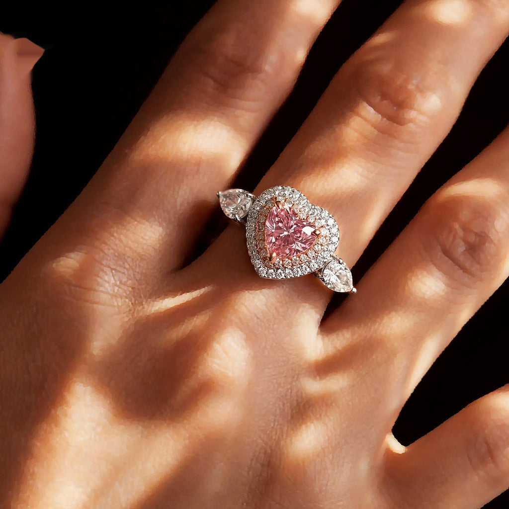 925 Sterling Silver Heart-Shaped Moissanite Ring