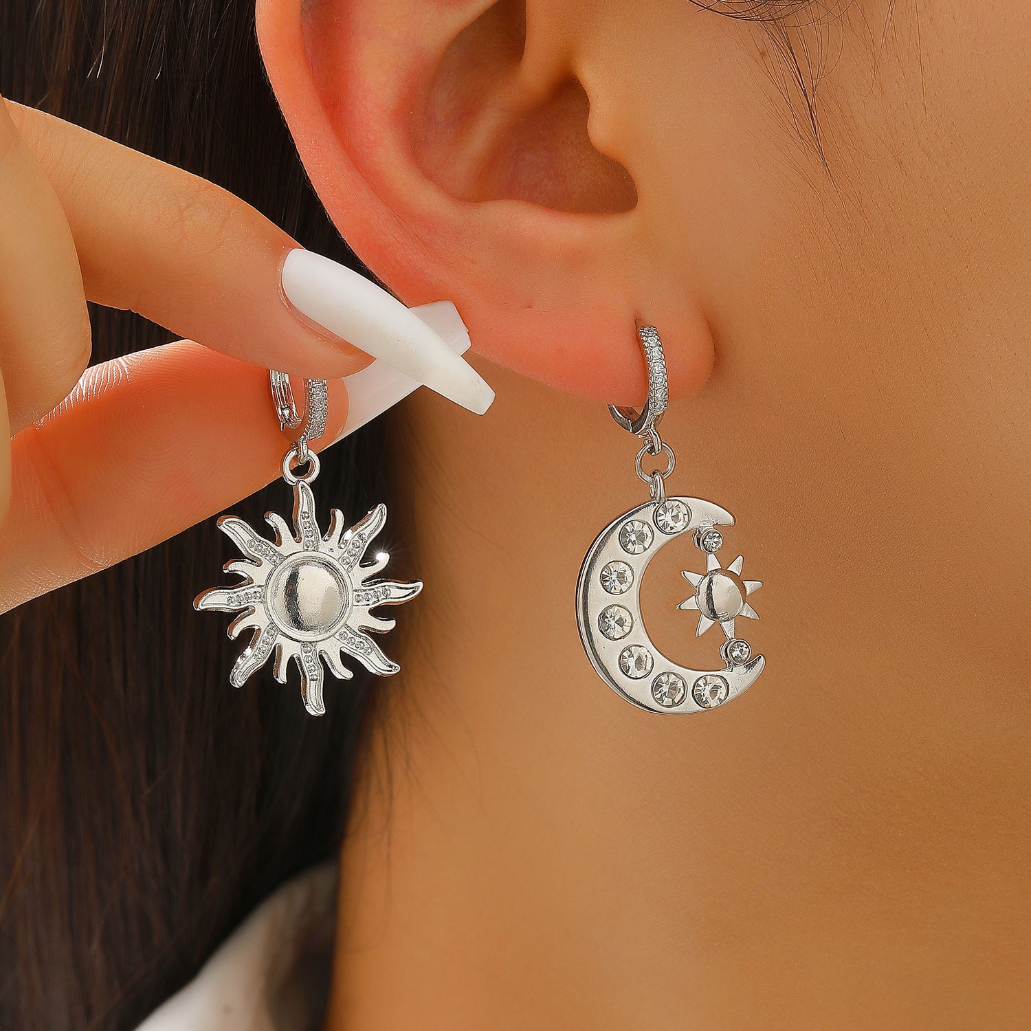 Fashion Moon And Sun Pendant Necklace And Earring Set